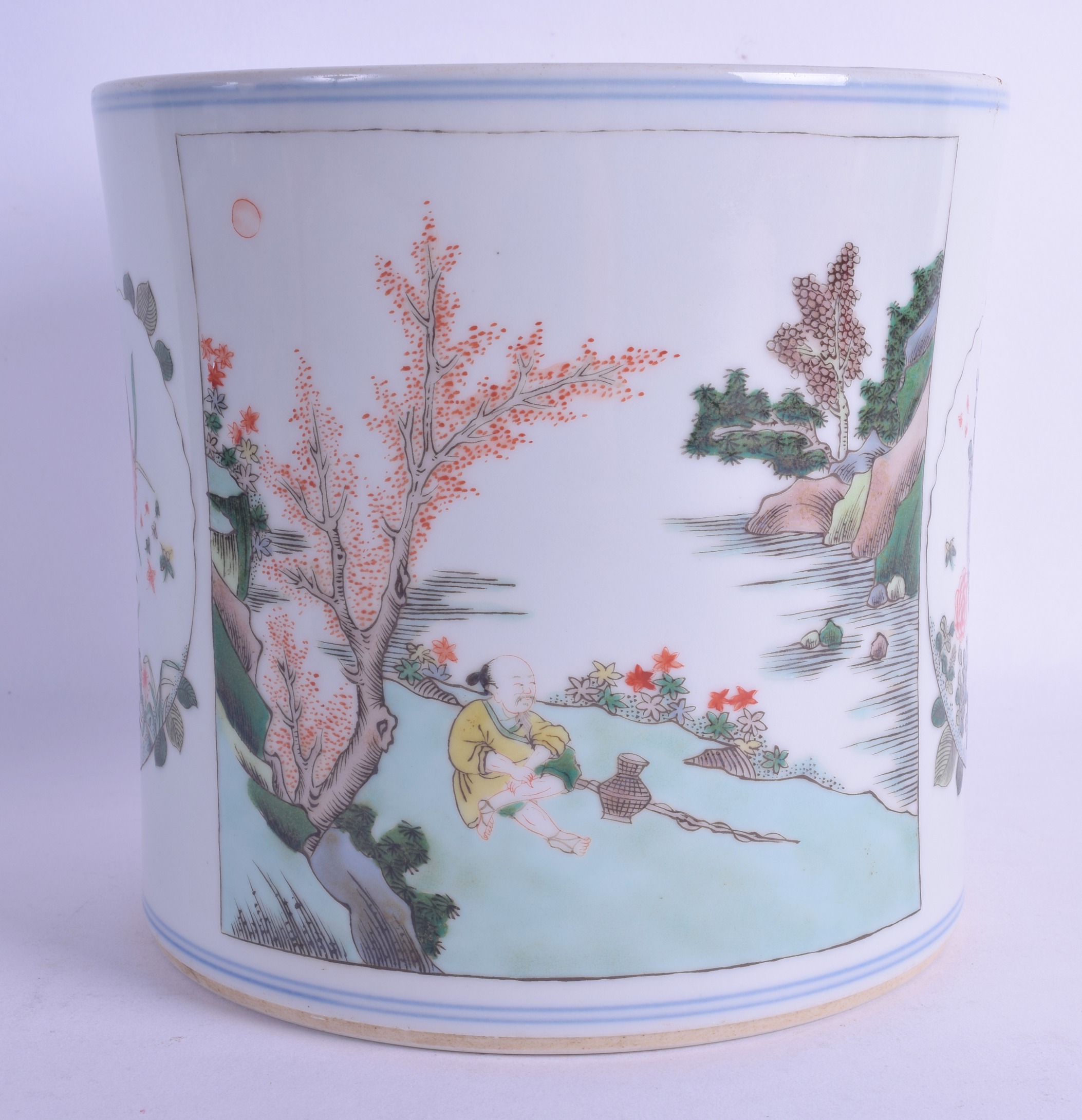 A CHINESE FAMILLE VERTE PORCELAIN BITONG BRUSH POT bearing Kangxi marks to base, possibly Qing,