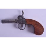 AN EARLY 19TH CENTURY CONTINENTAL FLINT LOCK PISTOL with wooden grip. 16 cm long.