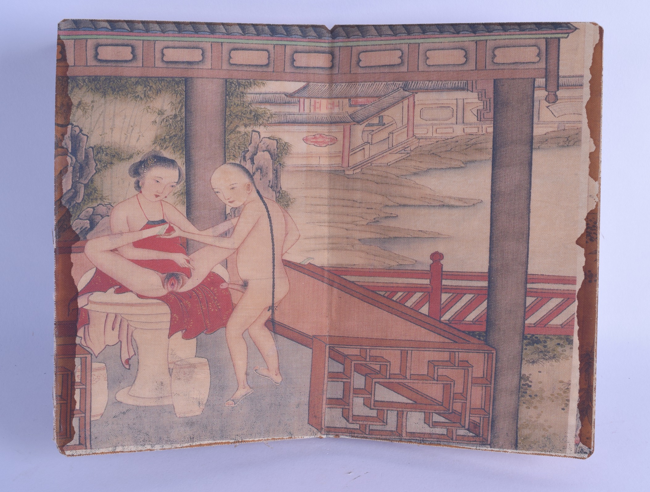 A CHINESE FIVE SECTION EROTIC FOLDING BOOKLET depicting figures within interiors and landscapes, - Bild 3 aus 4