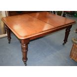A GOOD ANTIQUE MAHOGANY DINING TABLE, with two additional leaves. 76 cm x 270 cm.