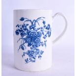18th c. Worcester good cylindrical mug decorated with large floral sprays in underglaze blue. 14.5