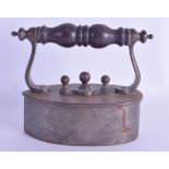 AN 18TH CENTURY SCOTTISH IRON with wooden handle. 15 cm x 12 cm.