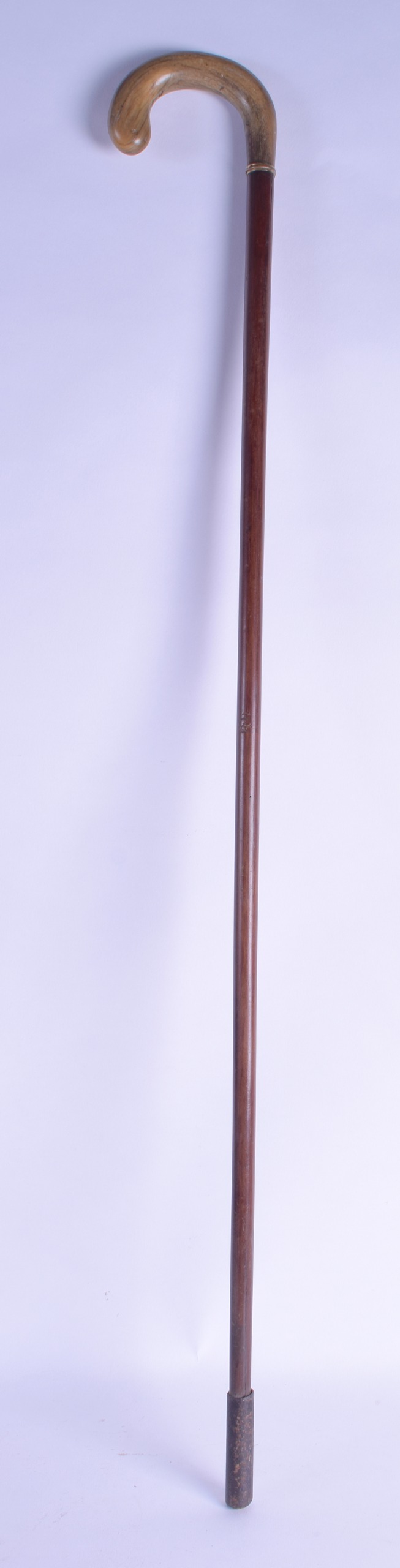 A 19TH CENTURY EUROPEAN CARVED RHINOCEROS HORN HANDLED WALKING CANE with scrolling terminal. 86 cm - Image 3 of 3