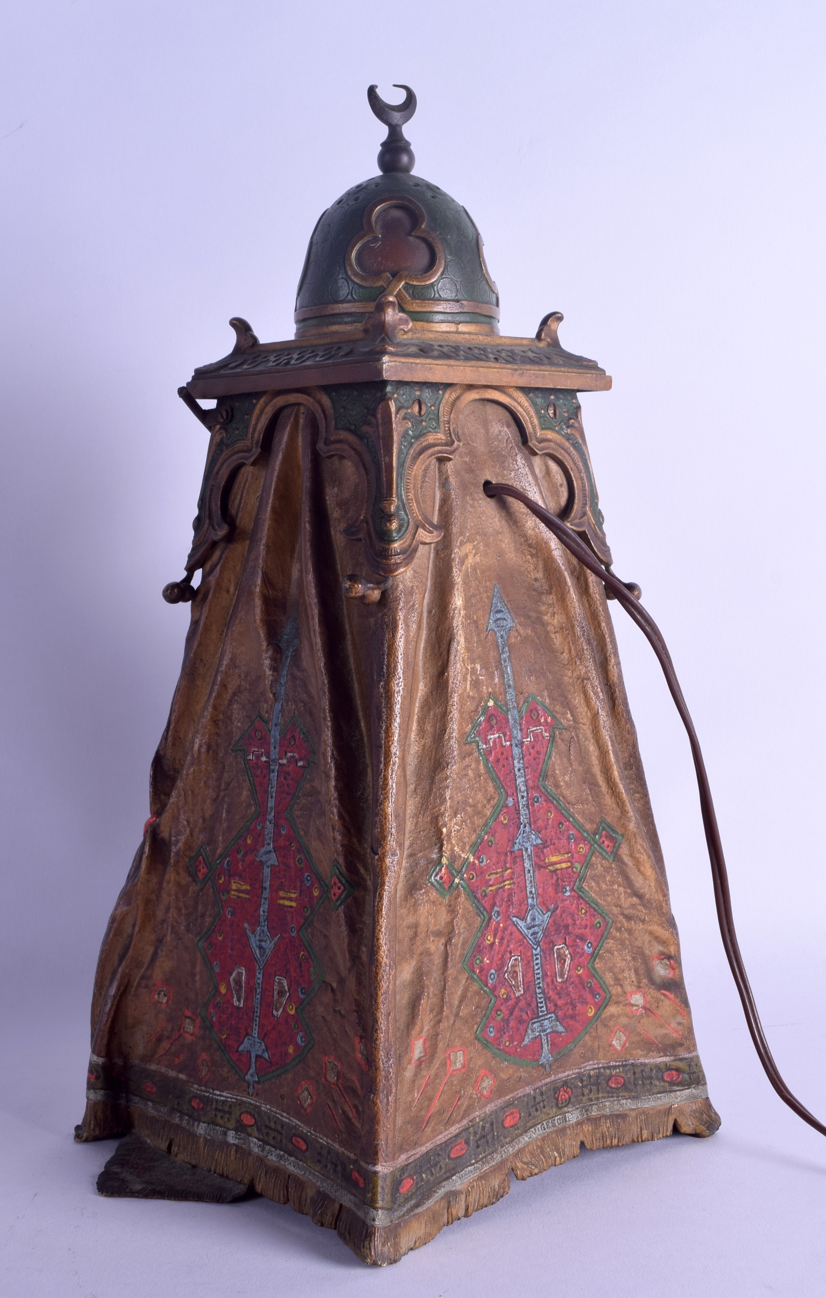 A GOOD LARGE 19TH CENTURY AUSTRIAN COLD PAINTED BRONZE FIGURAL LAMP by Franz Xavier Bergmann, - Image 2 of 8