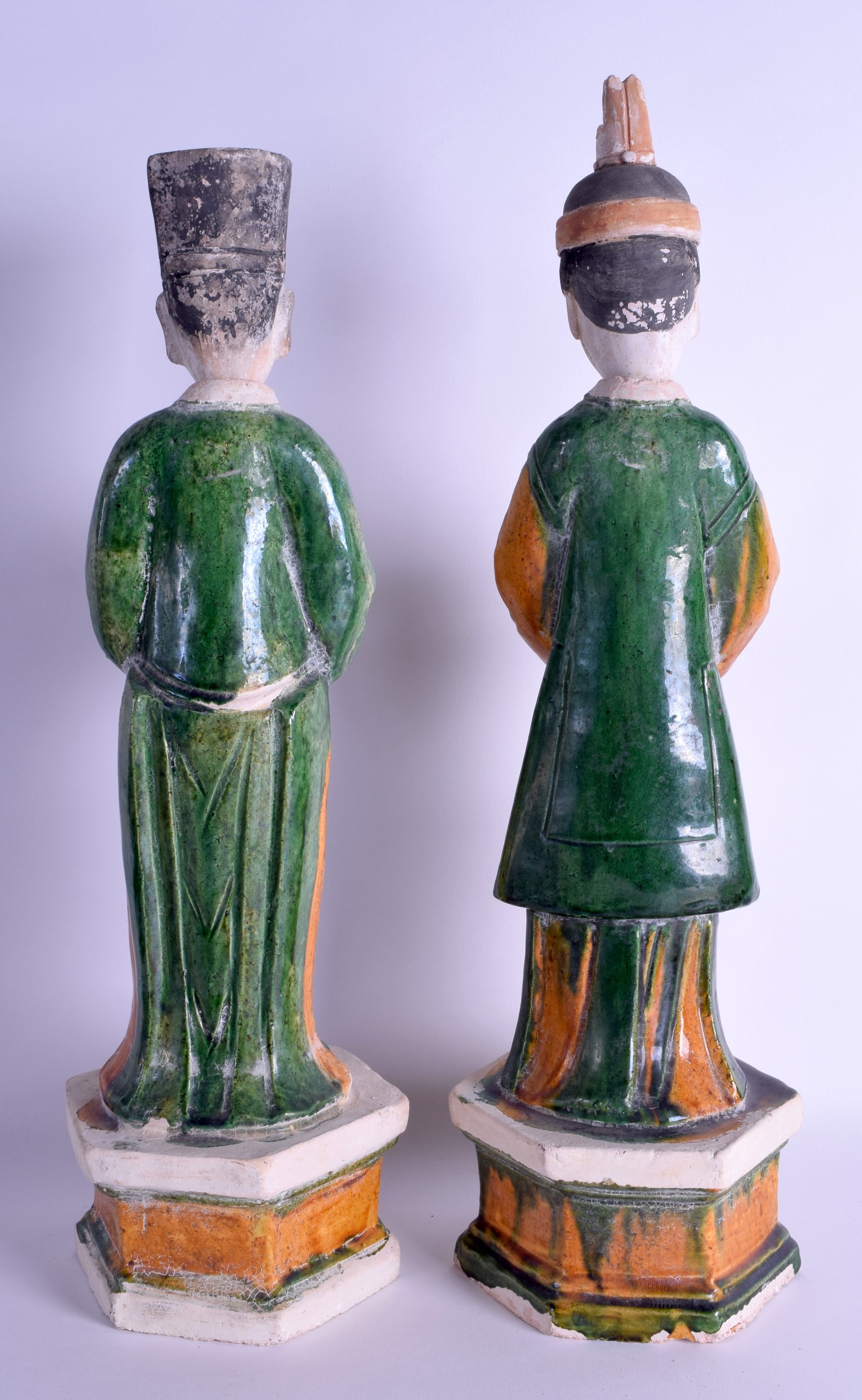 A GOOD PAIR OF CHINESE MING DYNASTY SANCAI GLAZED ATTENDANTS the male wearing flowing robes, the - Image 4 of 6