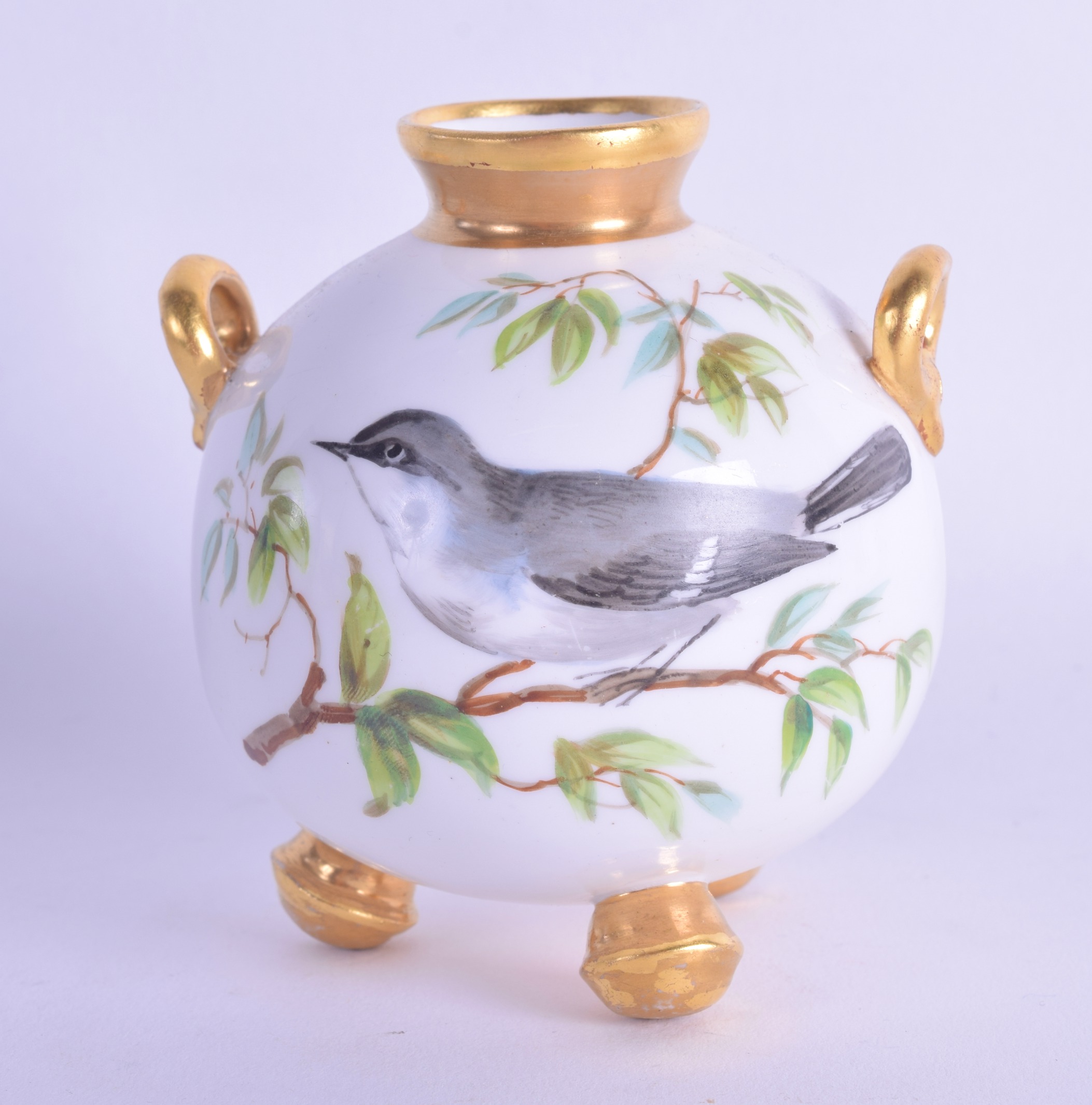 19th c. Davenport spherical vase with four ball feet painted with a birds in Royal Worcester - Image 2 of 3