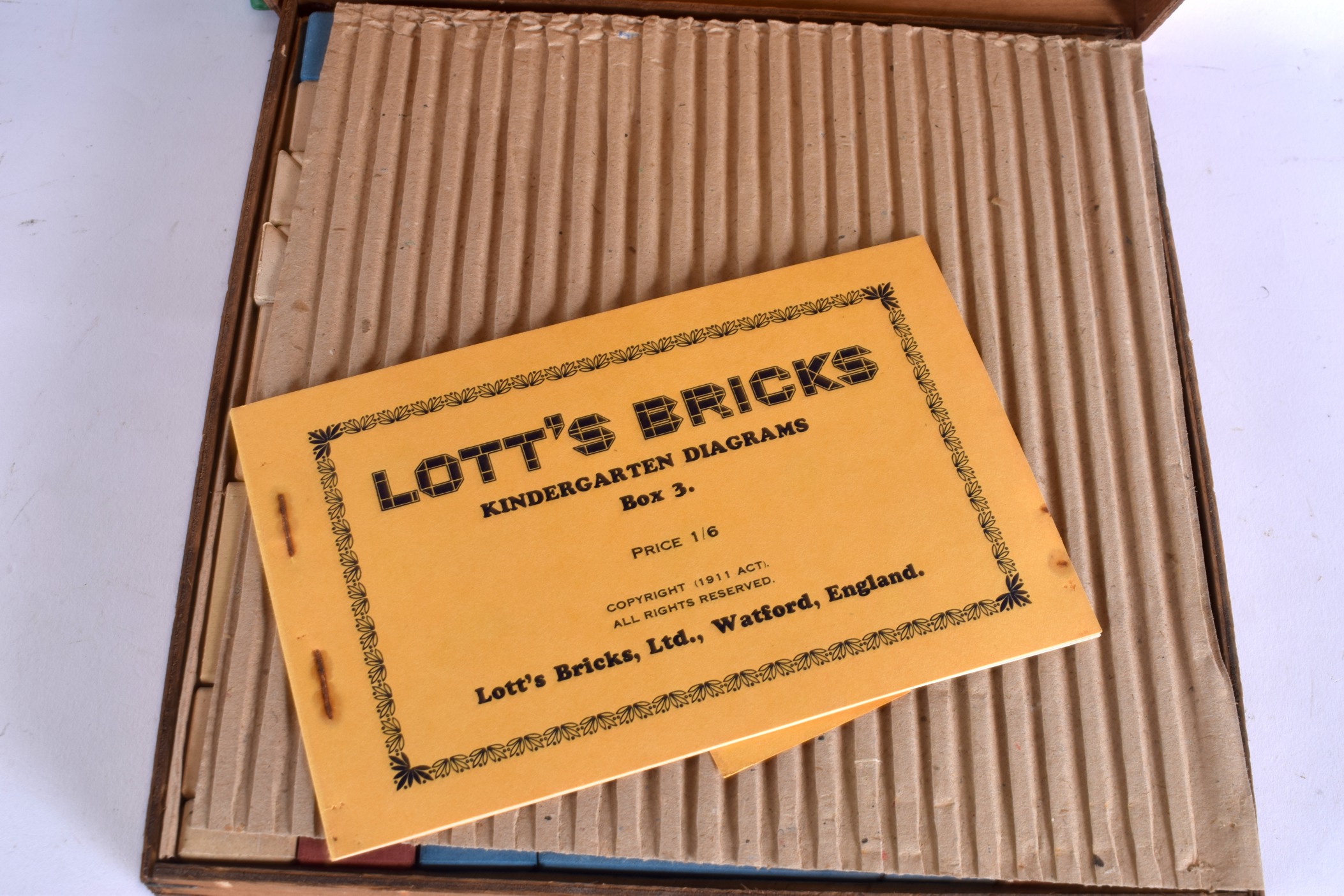 A VINTAGE LOTT'S BRICKS WOODEN BUILDING BLOCK GAME, together with a vintage "The Best of Girl" - Image 2 of 4