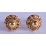 A PAIR OF INDIAN HIGH CARAT GOLD EARRINGS. 1.7 grams.