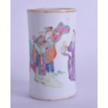 A LATE 19TH CENTURY CHINESE FAMILLE ROSE PORCELAIN BRUSH POT Guangxu, painted with immortals. 11.5