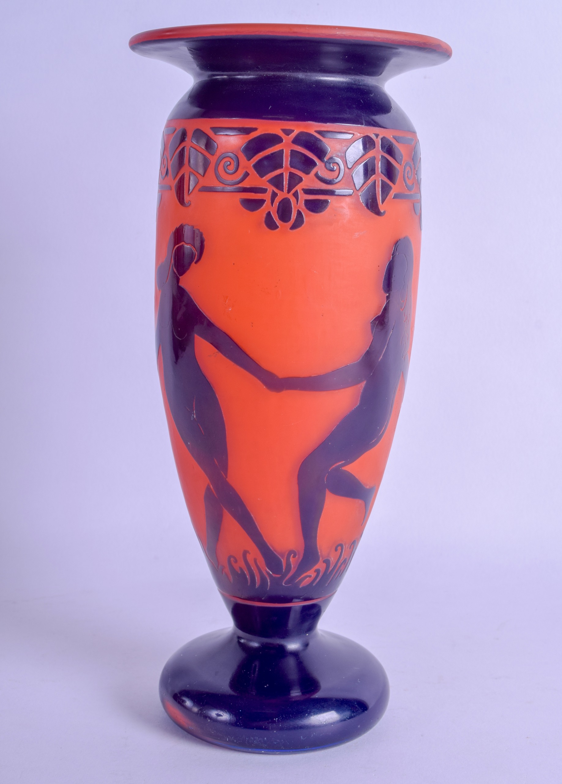 ANDRE DELATTE (1887-1953) A LOVELY FRENCH ART DECO GLASS VASE decorated with females in various - Image 2 of 4