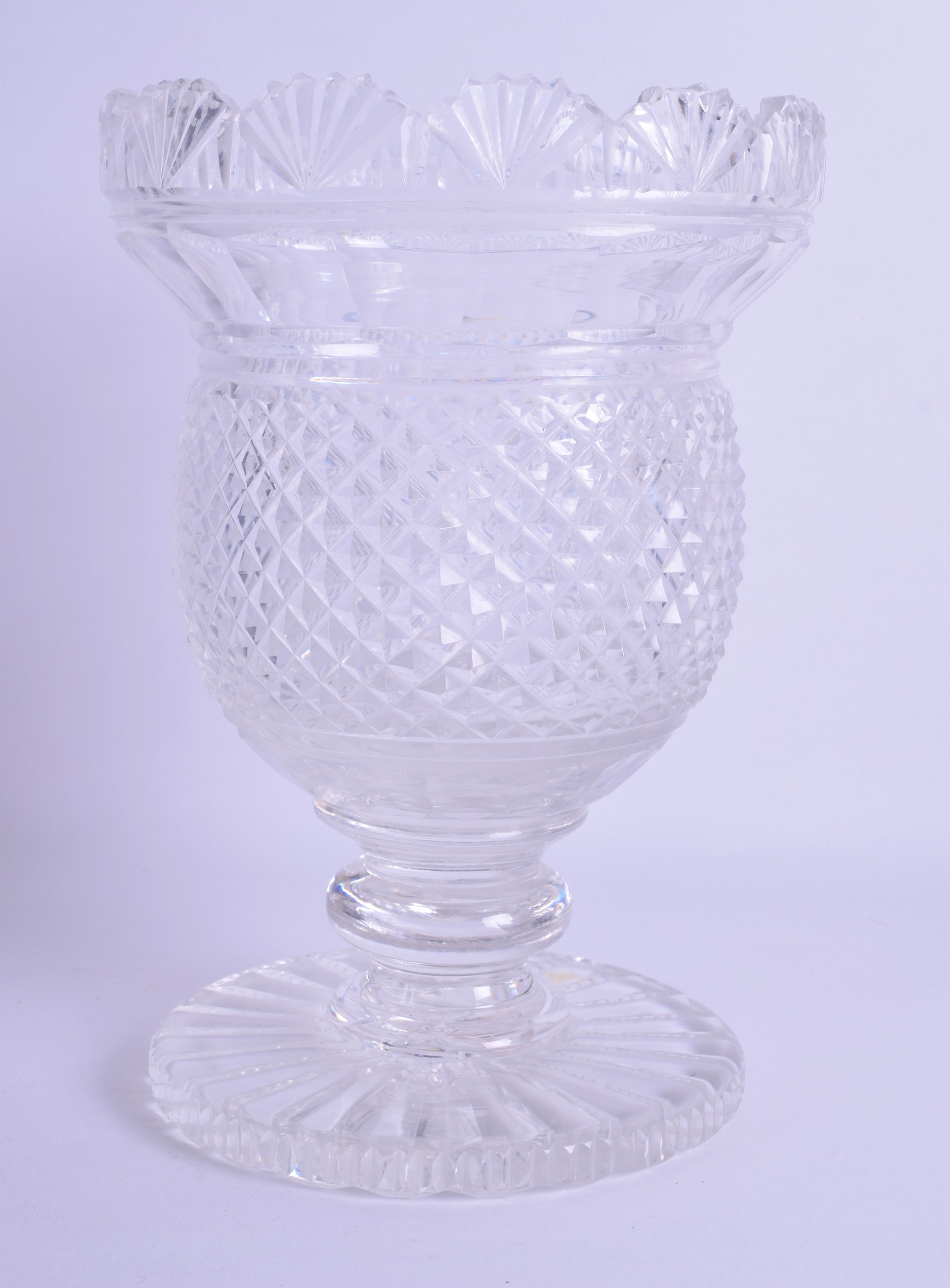 AN EARLY 19TH CENTURY IRISH CUT GLASS PEDESTAL VASE with foliate fan shaped rim. 20 cm x 15 cm. - Image 2 of 2