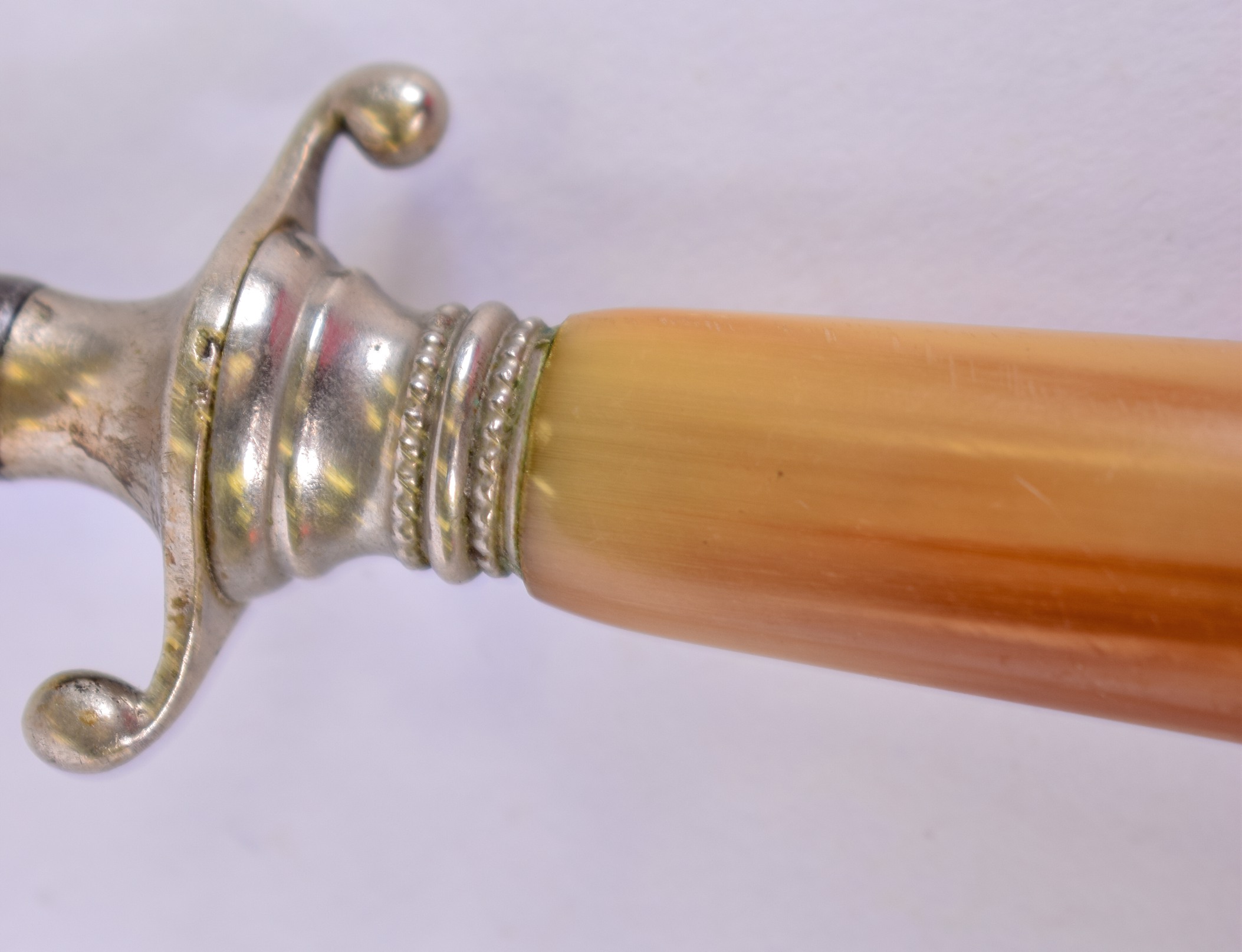 A CARVED HORN HANDLED KNIFE SHARPENER. 30.5 cm long. - Image 3 of 3