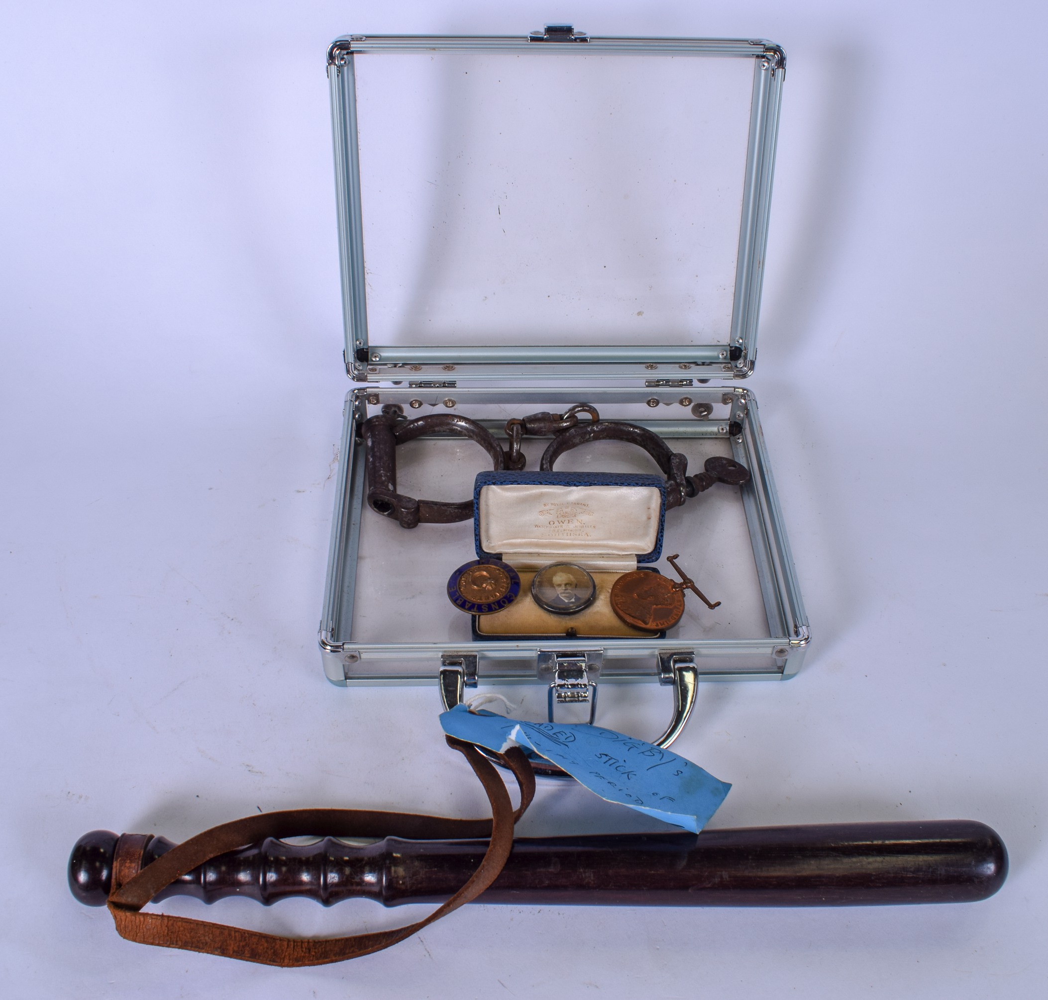 A GROUP OF POLICE MEMORABILIA, comprising of the appointments of a special constable circa 1914,