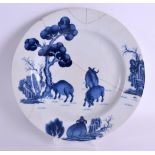 AN 18TH/19TH CENTURY CHINESE BLUE AND WHITE PORCELAIN PLATE Qianlong/Jiaqing, unusually finely