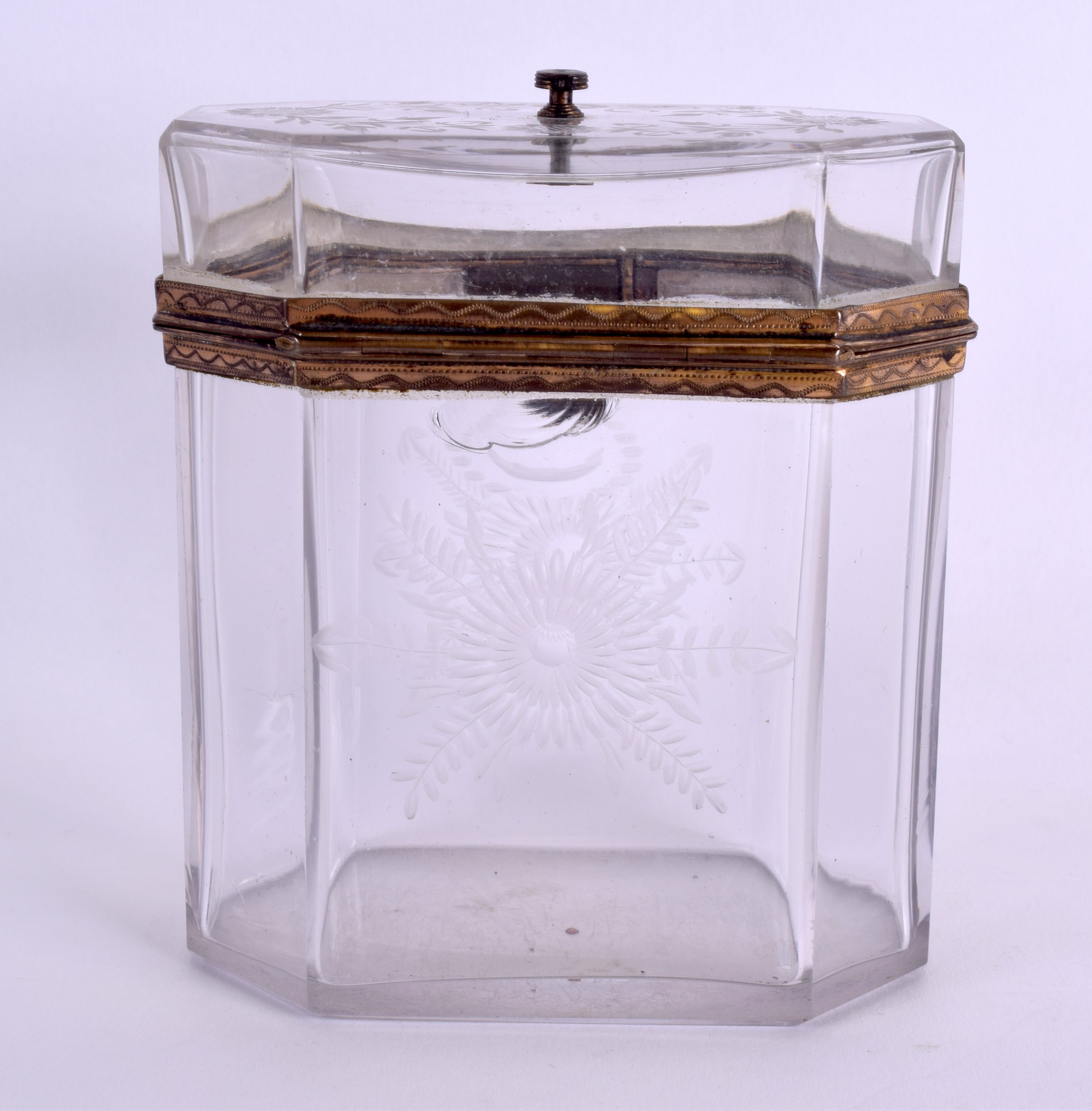 AN UNUSUAL EARLY 19TH CENTURY CRYSTAL GLASS TEA CADDY engraved with flowers and vines. 12 cm x 10 - Image 2 of 3