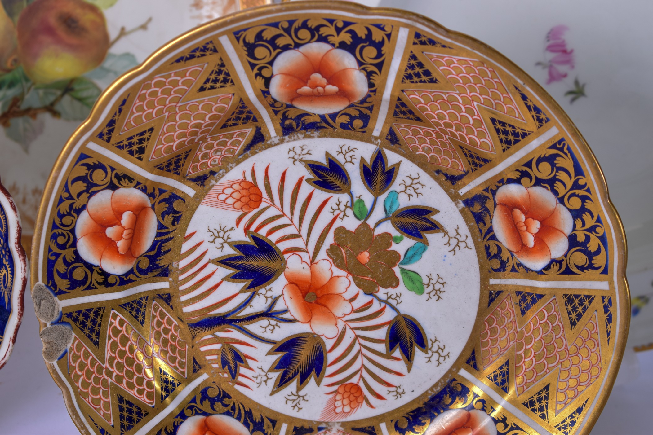 A 19TH CENTURY COALPORT BOTANICAL DISH, together with a Spode imari plate, Flight Barr & Barr - Image 2 of 3