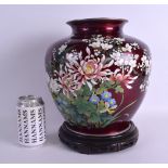 A LARGE EARLY 20TH CENTURY JAPANESE MEIJI PERIOD CLOISONNE ENAMEL VASE decorated with bold floral