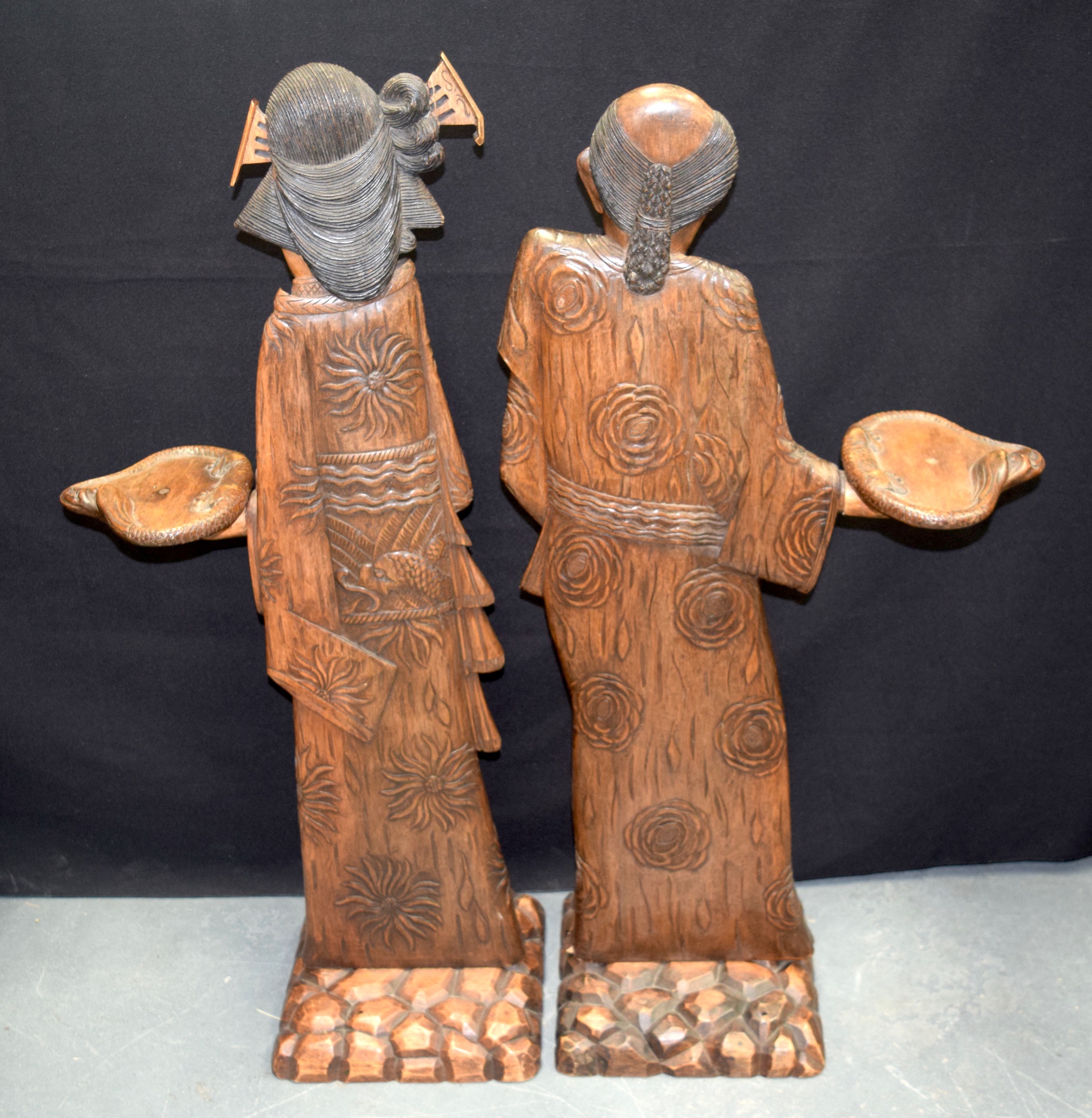 AN UNUSUAL PAIR OF FRENCH AESTHETIC MOVEMENT JAPANESQUE WOODEN DISPLAY STANDS formed as a male and - Image 3 of 3