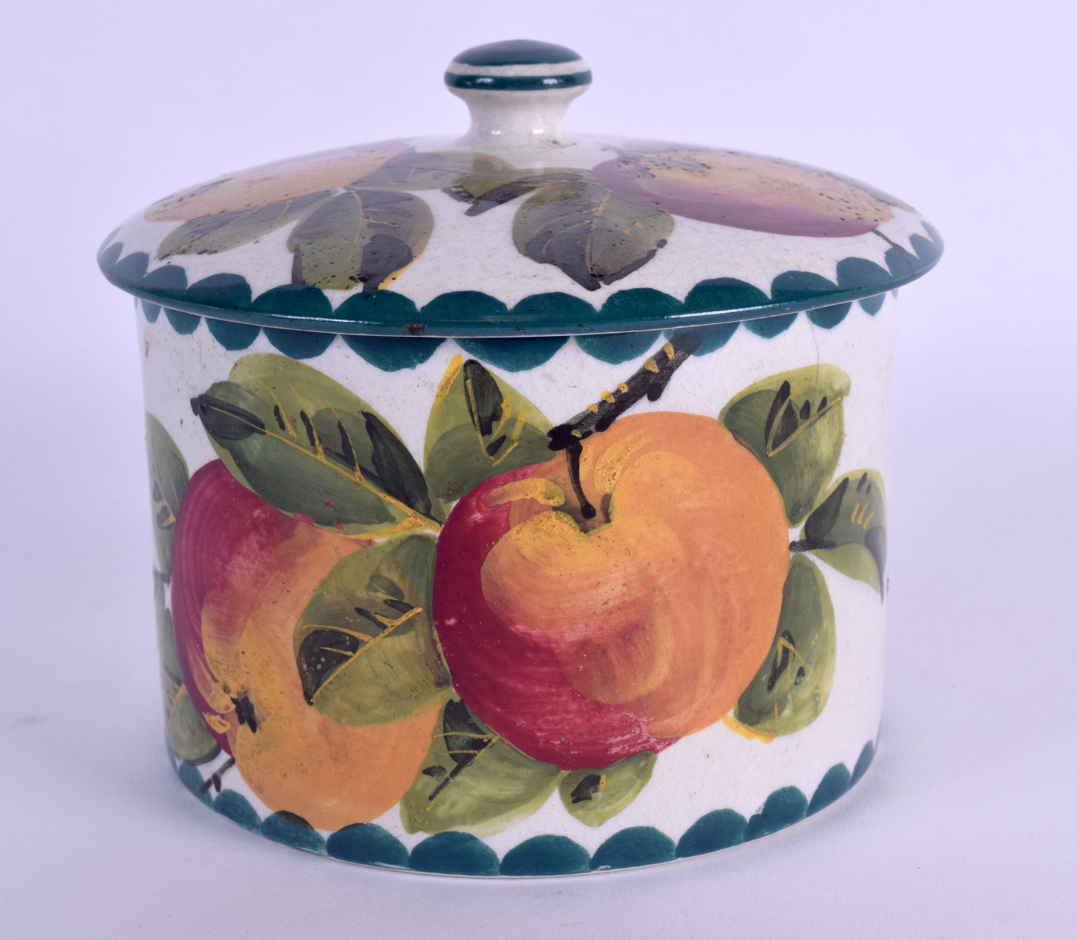 A SCOTTISH WEMYSS POTTERY BISCUIT BOX AND COVER painted with fruit. 13 cm x 9 cm. - Image 2 of 5