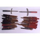 A GOOD COLLECTION OF 18TH CENTURY JAPANESE EDO PERIOD WEAPONS AND BLADES in various forms and sizes,