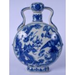 A LARGE CHINESE BLUE AND WHITE PORCELAIN TWIN HANDLED VASE OR MOONFLASK, decorated with the
