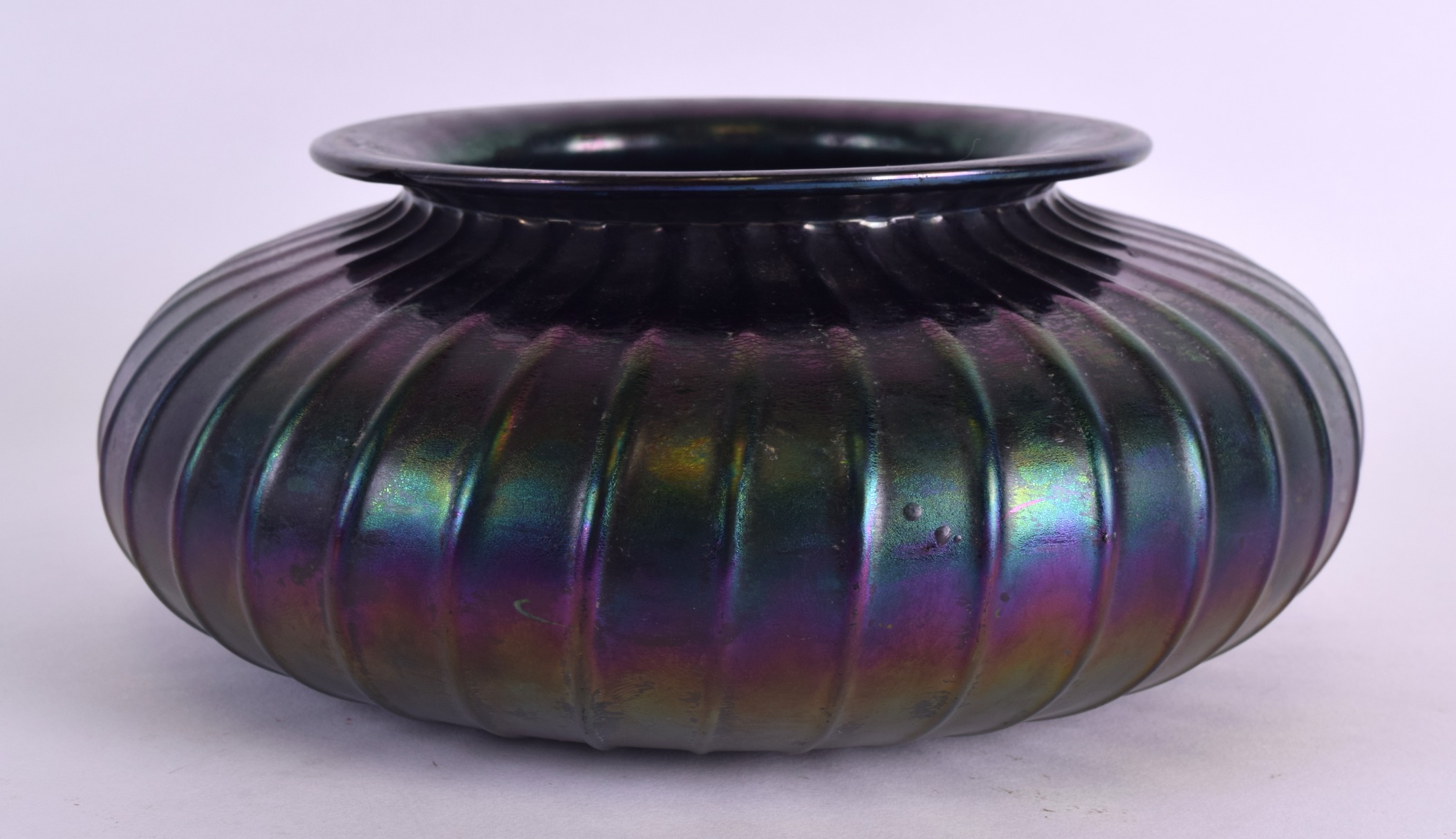 A LOETZ IRIDESCENT SQUAT VASE. 20 cm wide.