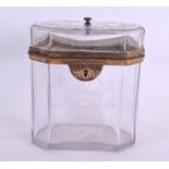 AN UNUSUAL EARLY 19TH CENTURY CRYSTAL GLASS TEA CADDY engraved with flowers and vines. 12 cm x 10