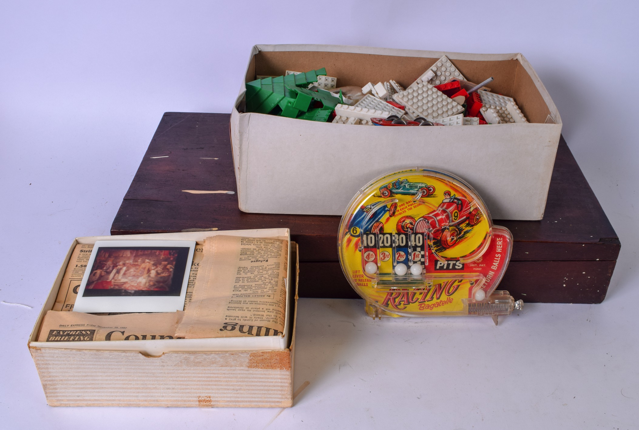 A QUANTITY OF BETTA BILDA BLOCKS, together with a vintage puzzle and racing bagatelle game. (qty)