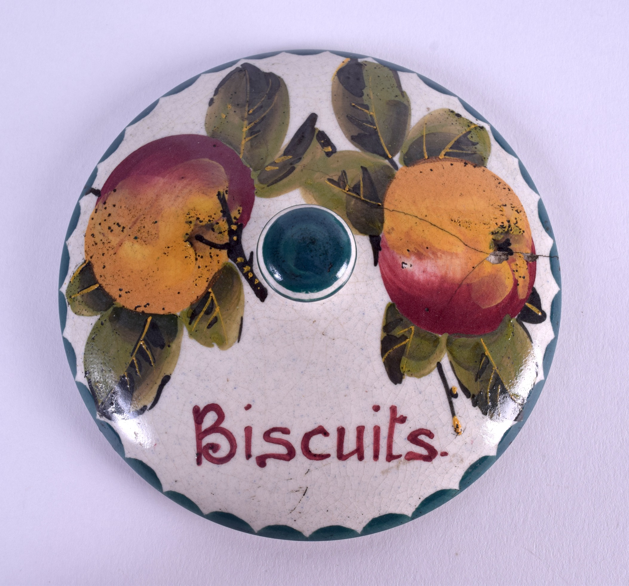 A SCOTTISH WEMYSS POTTERY BISCUIT BOX AND COVER painted with fruit. 13 cm x 9 cm. - Image 3 of 5