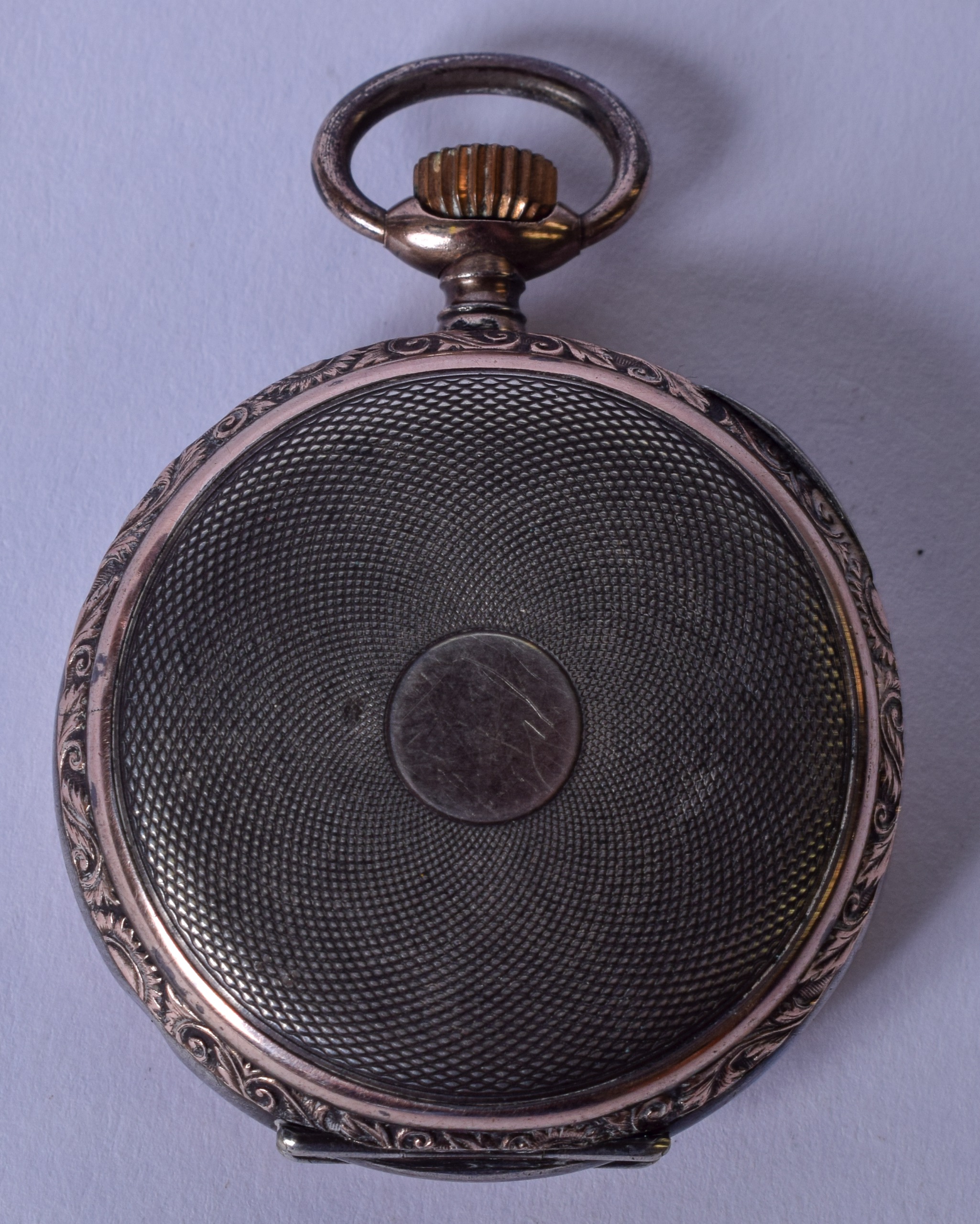 AN EARLY 20TH CENTURY SOLID SILVER POCKET WATCH, inner case stamped Sheffield marks, with white - Image 2 of 4