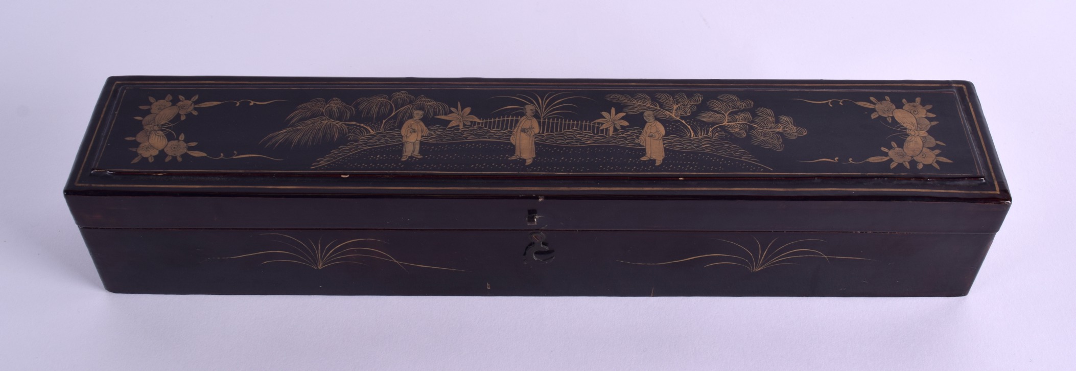 A 19TH CENTURY CHINESE CARVED SANDALWOOD AND SILK FAN Qing, decorated with butterflies amongst - Image 7 of 7