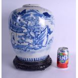 A LARGE MID 19TH CENTURY CHINESE BLUE AND WHITE GINGER JAR Jiaqing/Daoguang, painted with figures