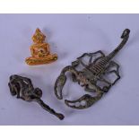 AN EARLY BRONZE SCORPION, together with a gilt buddha and a belt hook.(3)