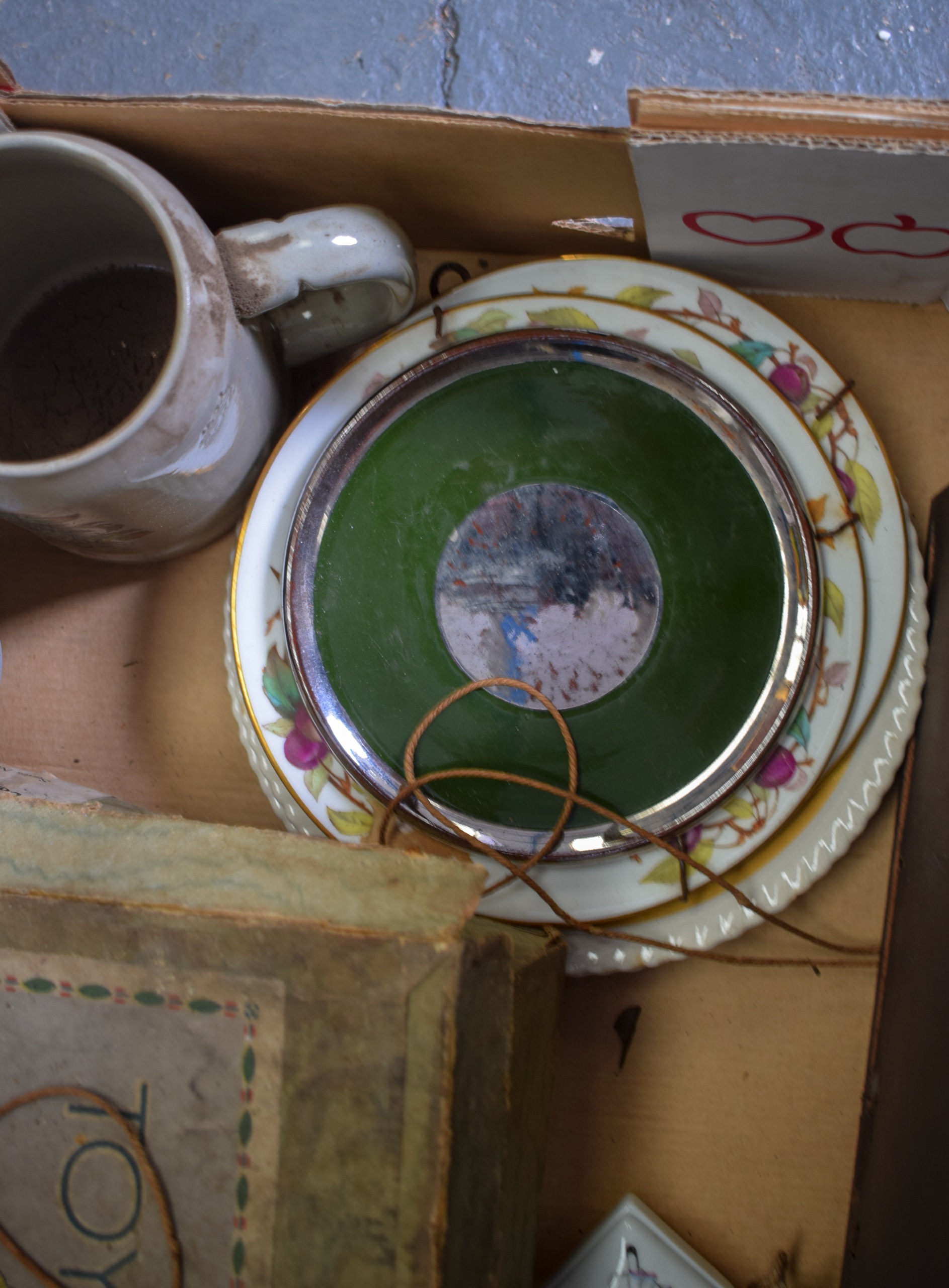 A MIXED GROUP OF ITEMS, including pottery tankard, vintage child's tea set etc. (qty) - Image 2 of 3