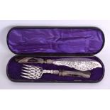 A LOVELY PAIR OF CASED LATE VICTORIAN SILVER PLATED AGATE FISH SLICE AND FORK the banded agate of