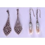 TWO PAIRS OF SILVER EARRINGS. (4)