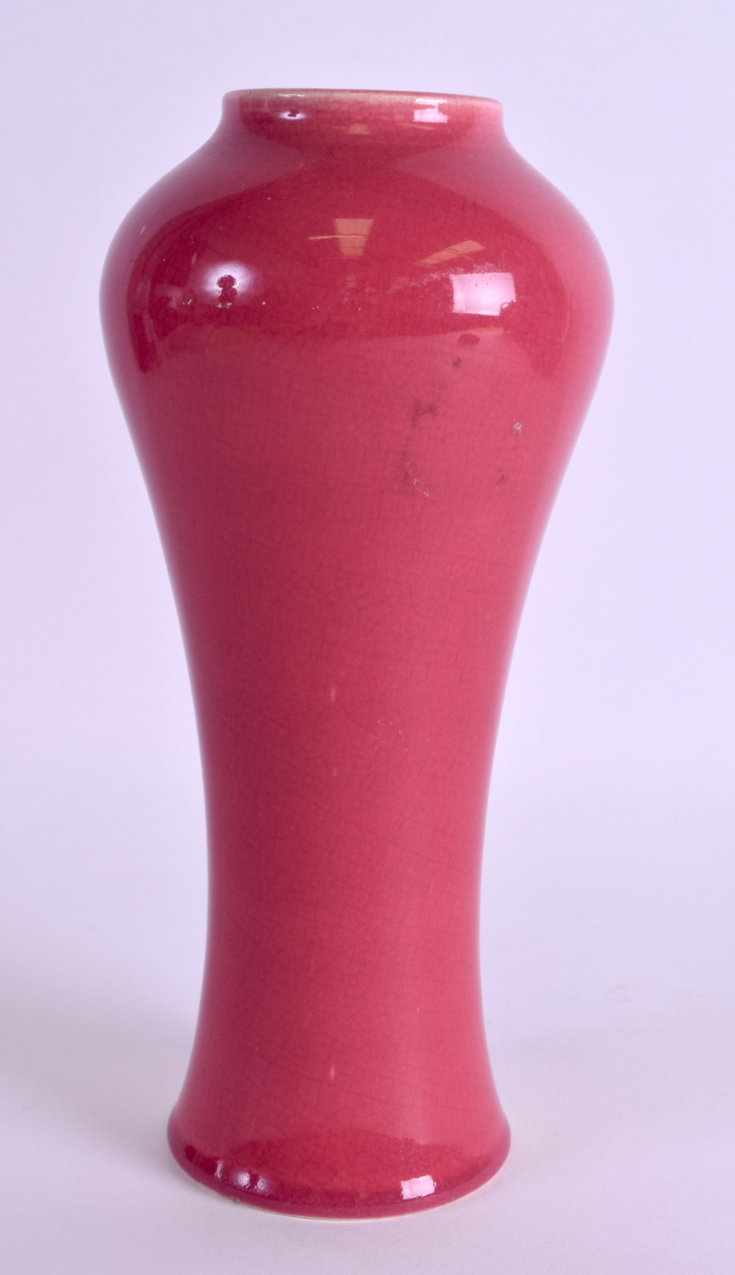 AN AULT POTTERY VASE of Chinese monochrome style, thickly potted with a rose pompadour glaze. 22 - Image 2 of 4