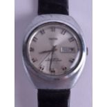 A VINTAGE SMITHS AUTOMATIC STAINLESS STEEL WRISTWATCH. 3.5 cm wide.