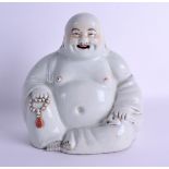 A GOOD EARLY 20TH CENTURY CHINESE PORCELAIN FIGURE OF A BUDDHA bearing Tongzhi marks to base,