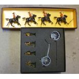 Britains 8821 Set 5th Dragoon Guards, boxed, G, and a Britains Premier Series Mark 1 4.5m Howitzer &