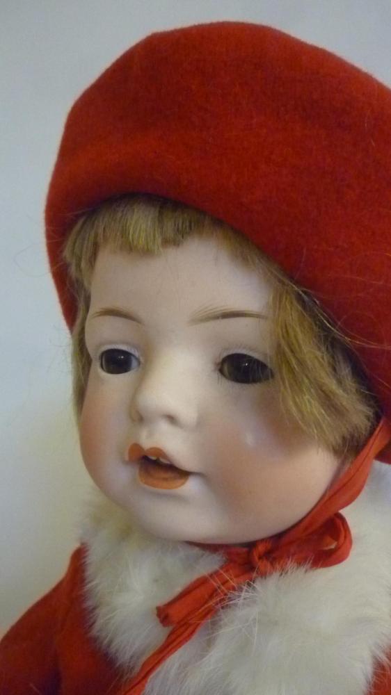 A Bahr & Proschild bisque head doll with brown glass sleeping eyes, open mouth and teeth, brown - Bild 3 aus 4