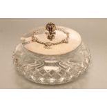 AN ARTS AND CRAFTS SILVER PRESERVE DISH, maker Omar Ramsden, London 1920, the slightly domed