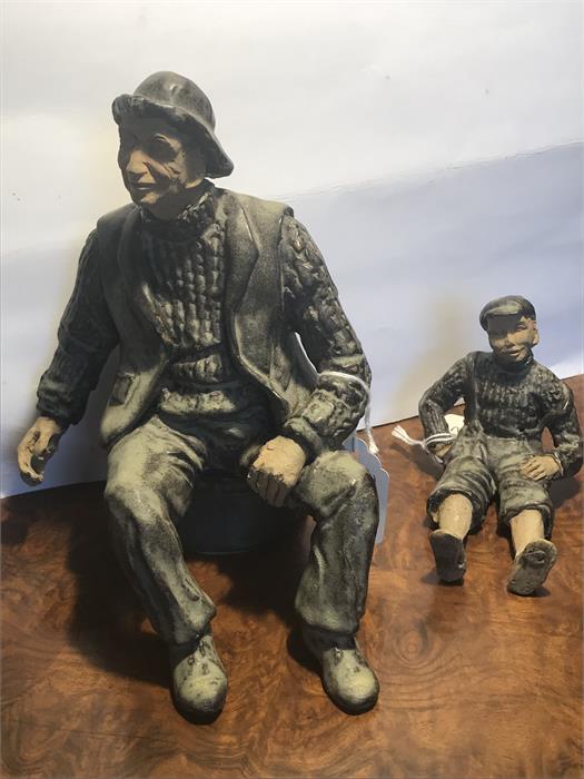 2 x Figurines of Hull Fisherman by Taylor - Image 2 of 2