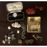 Collection of jewellery items inc. 9ct gold ladies watch,etc.
