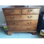 Mahogany Chest of Drawers on Bracket Feet