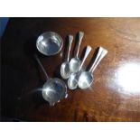 Five 1900 teaspoons a dish and a tea strainer total 6.8ozs