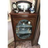 An Edwardian mahogany display cabinet with single glazed door decorated with string inlay and painte