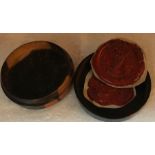 A good quality 19hC seal box containing 2 contemporary seals - 6cms d