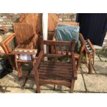 Round teak table, 5 armchairs, 2 folding chairs, four seat covers and a parasol - 120cms d