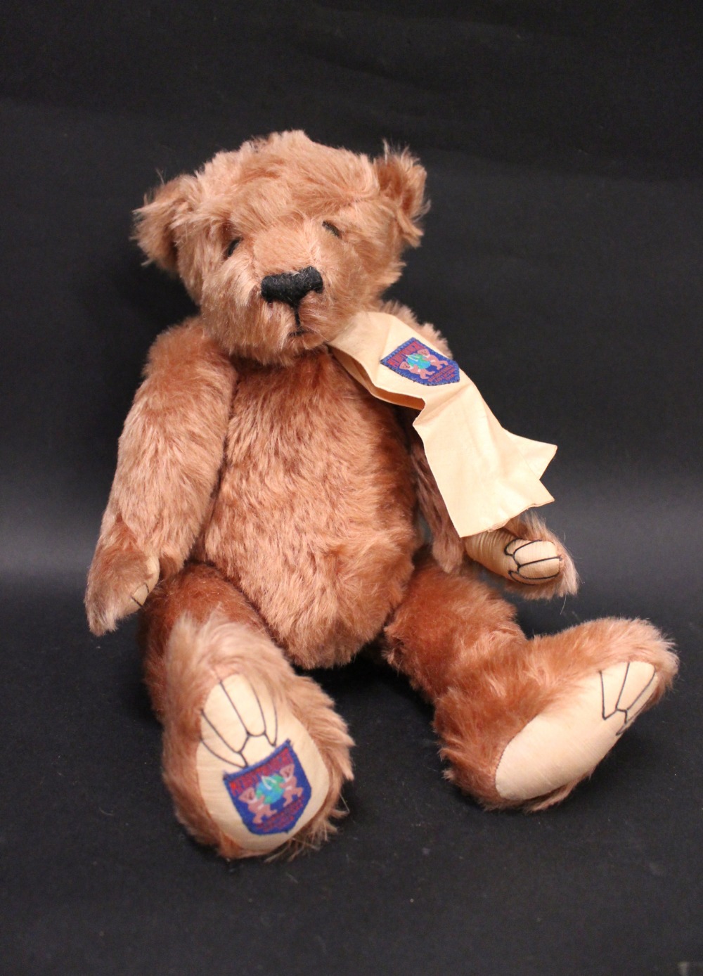 MERRYTHOUGHT, COLLECTORS CLUB, LIMITED EDITION BEAR, numbered 583 (hand written tag)